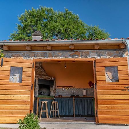 Hotel Mini Kamp Perla à Prvić Luka Extérieur photo